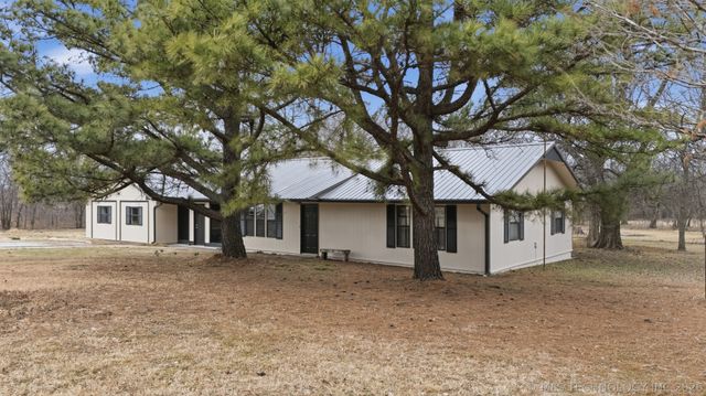 3060 S 4180 Road, Chelsea, OK 74016