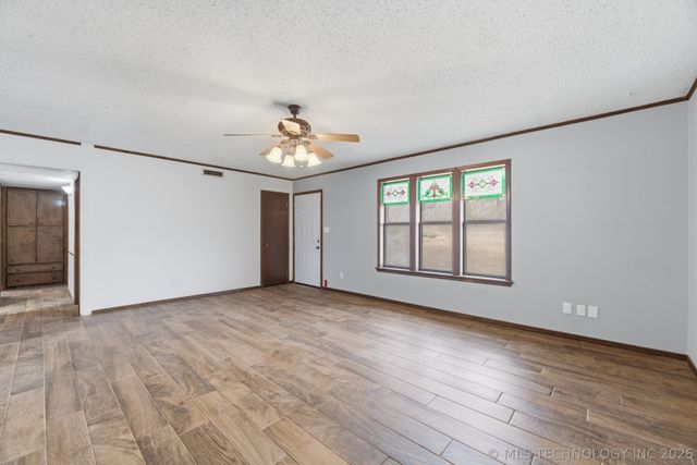 3060 S 4180 Road, Chelsea, OK 74016