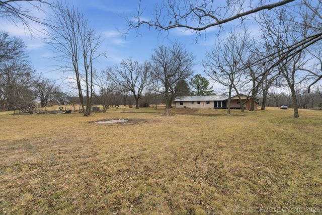 3060 S 4180 Road, Chelsea, OK 74016