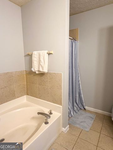 950 Foxworthy Lane, Riverdale, GA 30296