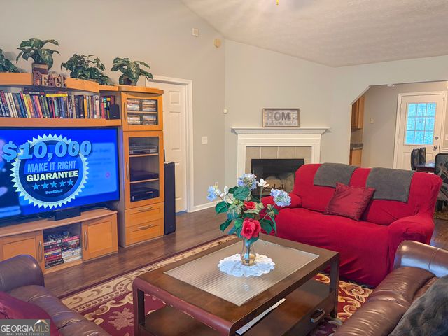 950 Foxworthy Lane, Riverdale, GA 30296