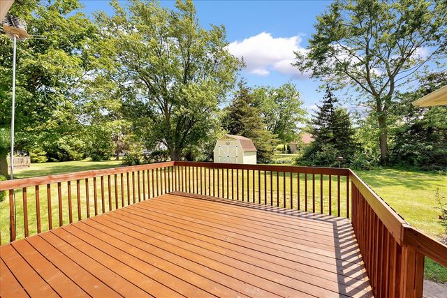 1244 Hillcrest Drive, Wayland, MI 49348