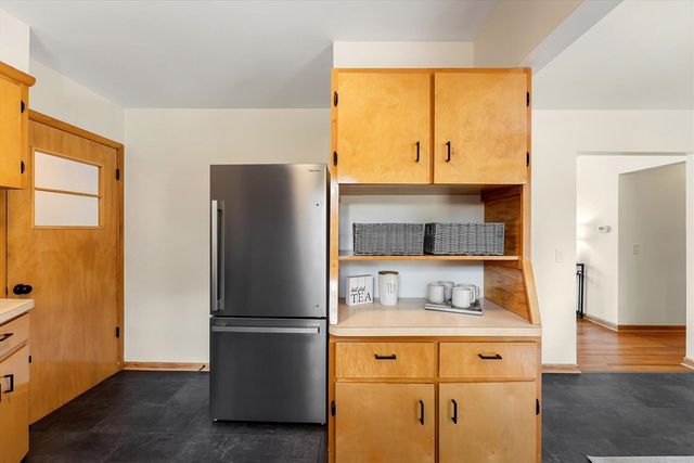 1244 Hillcrest Drive, Wayland, MI 49348