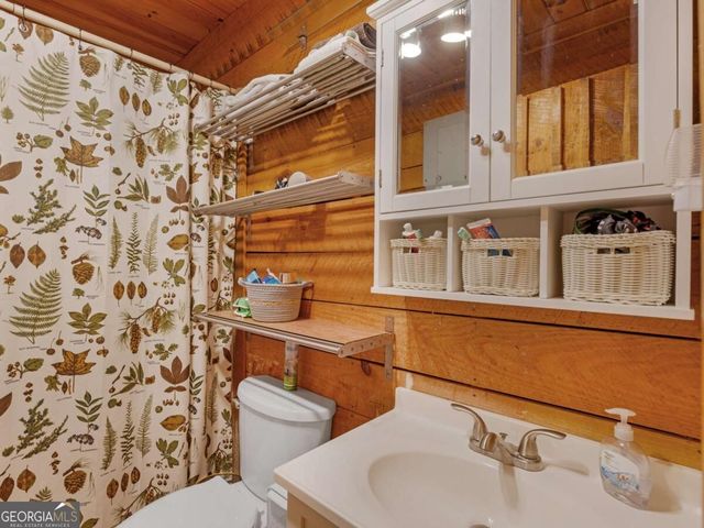 87 Garden Lane, Cleveland, GA 30528