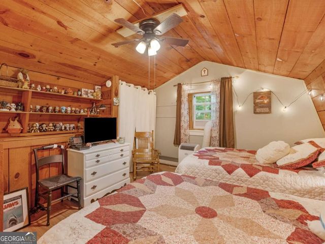 87 Garden Lane, Cleveland, GA 30528
