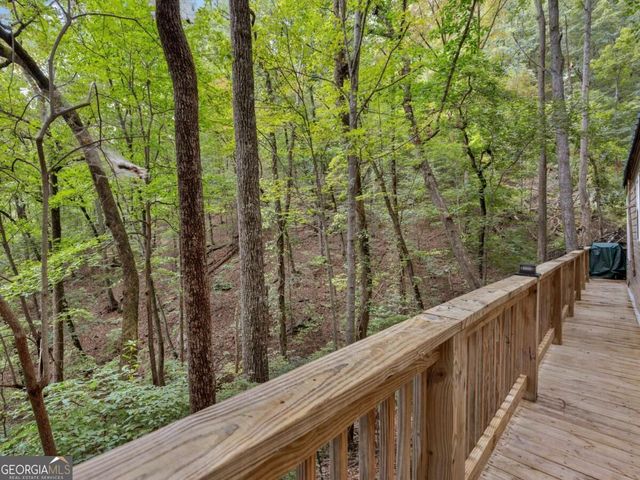 87 Garden Lane, Cleveland, GA 30528