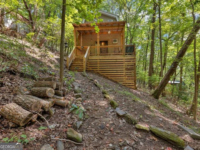 87 Garden Lane, Cleveland, GA 30528