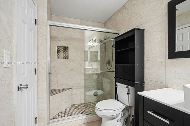 1731 NW 96th Ter 2J, Pembroke Pines, FL 33024