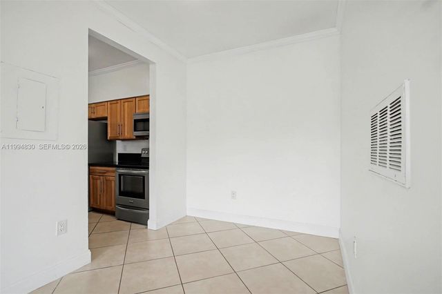 1731 NW 96th Ter 2J, Pembroke Pines, FL 33024