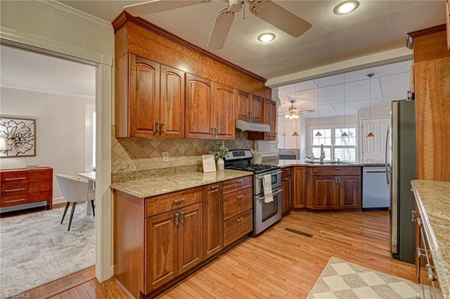 2729 Monticello Drive, Winston-salem, NC 27106