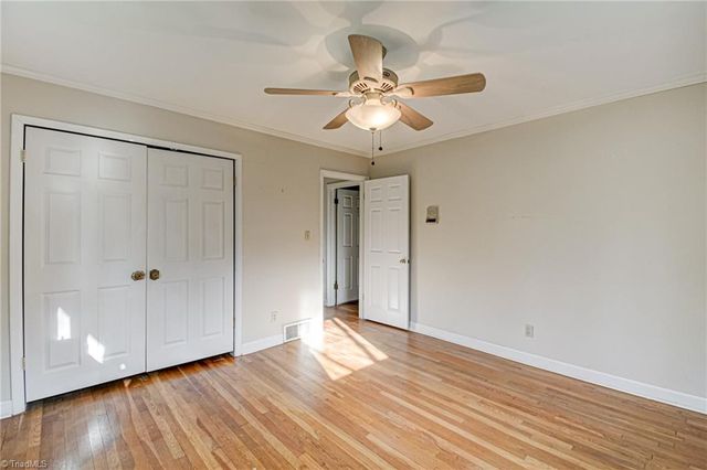 2729 Monticello Drive, Winston-salem, NC 27106