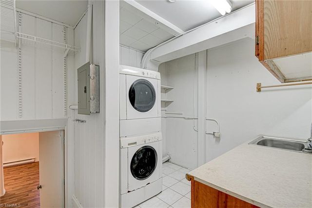 2729 Monticello Drive, Winston-salem, NC 27106