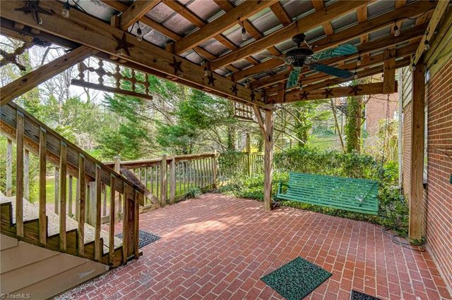 2729 Monticello Drive, Winston-salem, NC 27106