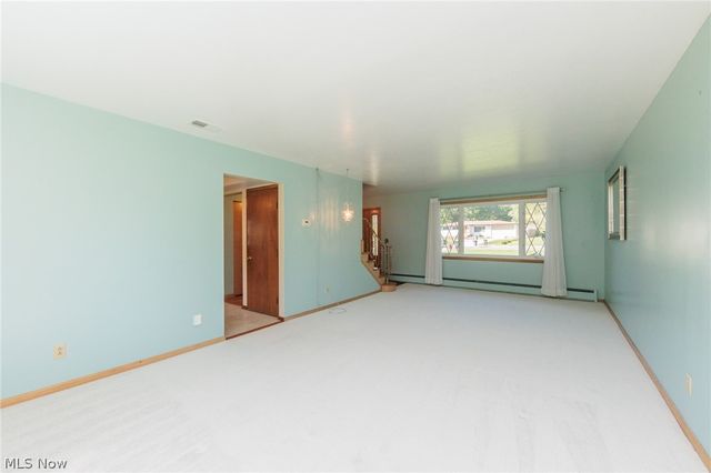 10415 Abbey Road, North Royalton, OH 44133