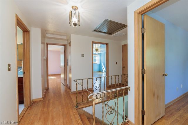 10415 Abbey Road, North Royalton, OH 44133