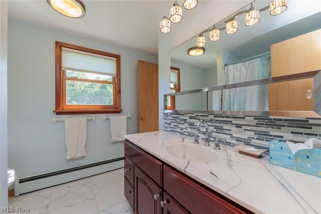 10415 Abbey Road, North Royalton, OH 44133