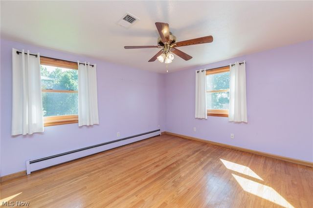 10415 Abbey Road, North Royalton, OH 44133