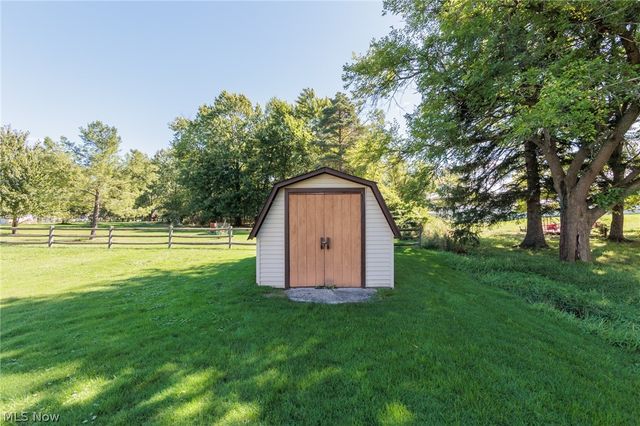 10415 Abbey Road, North Royalton, OH 44133