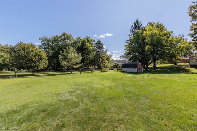 10415 Abbey Road, North Royalton, OH 44133