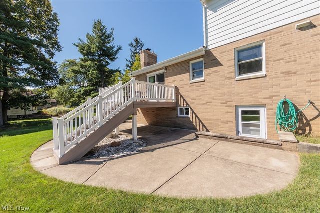 10415 Abbey Road, North Royalton, OH 44133