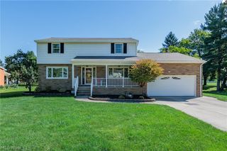 10415 Abbey Road, North Royalton, OH 44133
