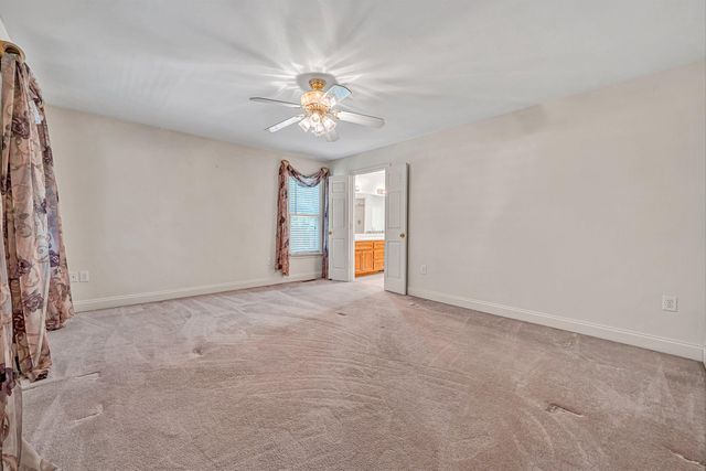 2013 Bear Creek DR, Salem, VA 24153