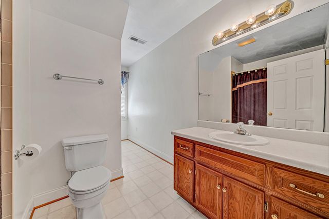 2013 Bear Creek DR, Salem, VA 24153
