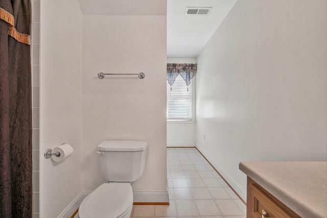 2013 Bear Creek DR, Salem, VA 24153