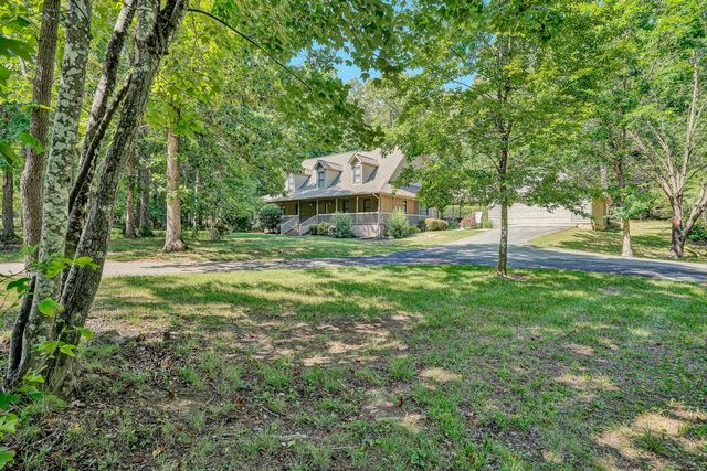 2013 Bear Creek DR, Salem, VA 24153