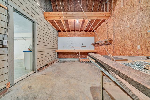 2013 Bear Creek DR, Salem, VA 24153