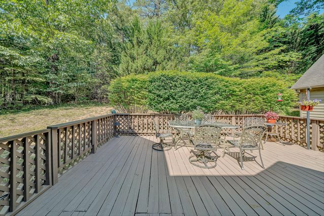 2013 Bear Creek DR, Salem, VA 24153