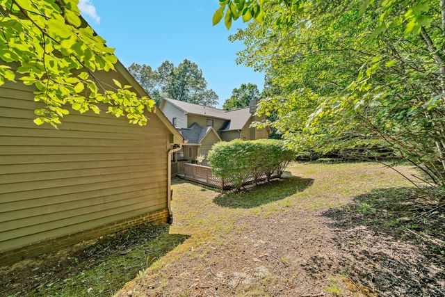 2013 Bear Creek DR, Salem, VA 24153