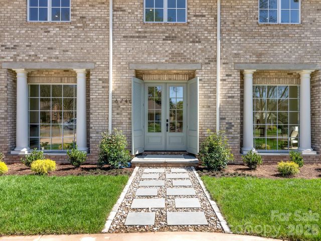 6740 Newhall Road, Charlotte, NC 28270