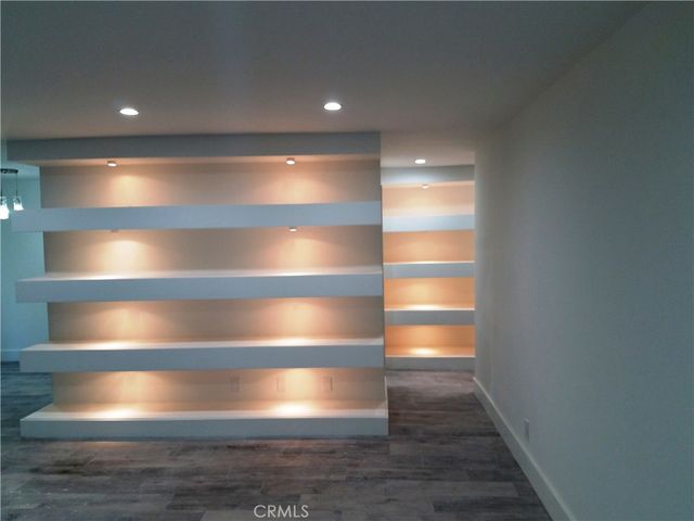 811 6th 103, Santa Monica, CA 90403