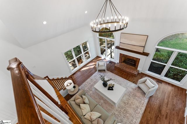 8 Sneed Drive, Taylors, SC 29687