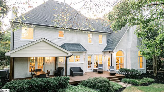 8 Sneed Drive, Taylors, SC 29687