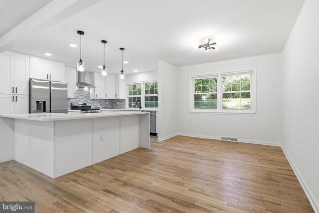 716 CALVERT LN, Fort Washington, MD 20744
