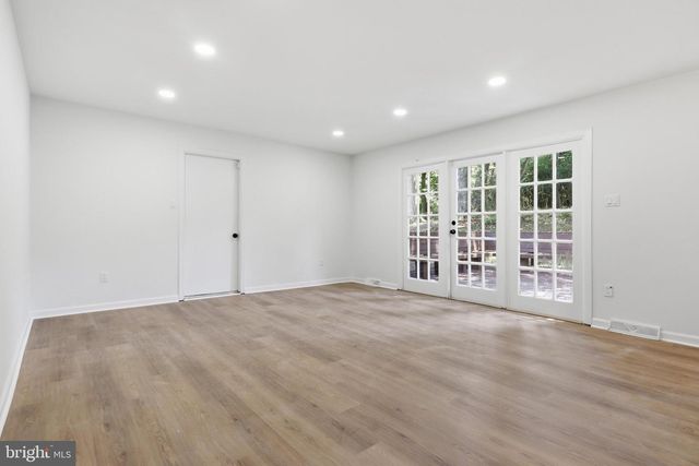 716 CALVERT LN, Fort Washington, MD 20744