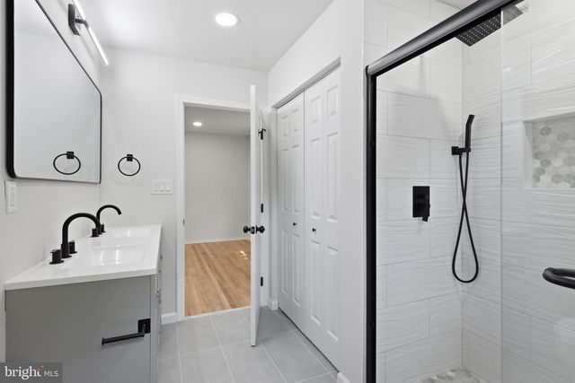 716 CALVERT LN, Fort Washington, MD 20744