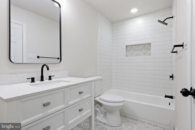 716 CALVERT LN, Fort Washington, MD 20744
