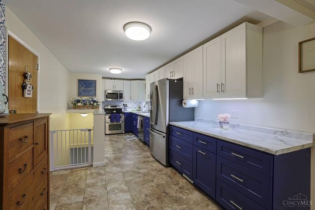 5801 Maphet Street, Columbia Twp, OH 45227