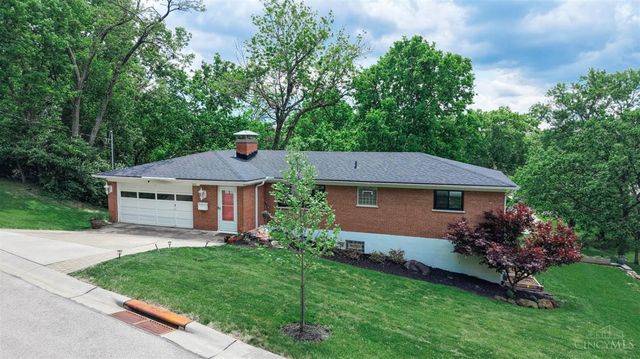 5801 Maphet Street, Columbia Twp, OH 45227