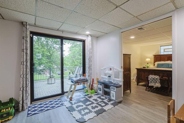 5801 Maphet Street, Columbia Twp, OH 45227