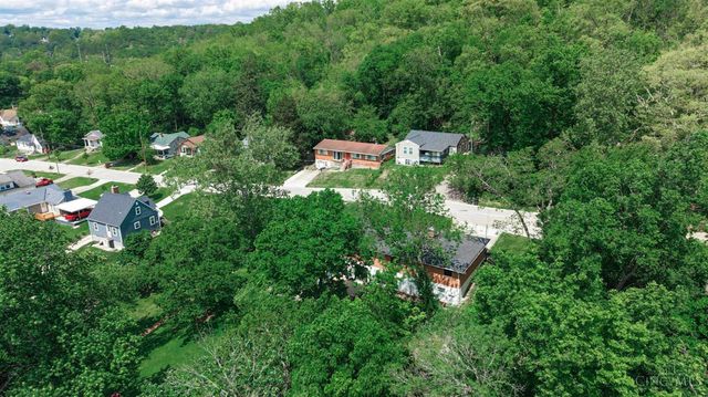 5801 Maphet Street, Columbia Twp, OH 45227