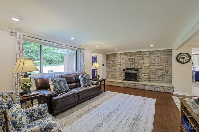 5801 Maphet Street, Columbia Twp, OH 45227