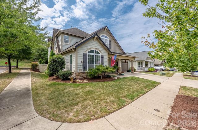 10328 Drake Hill Drive, Huntersville, NC 28078