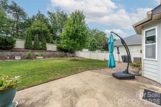 10328 Drake Hill Drive, Huntersville, NC 28078