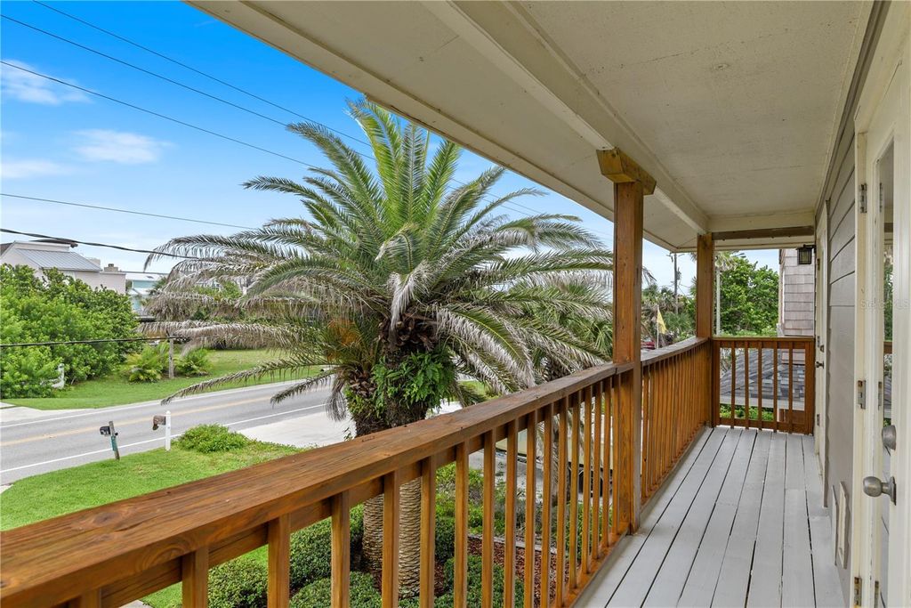 Image 11 of property listing at 6956 TURTLEMOUND ROAD, New Smyrna Beach, FL 32169