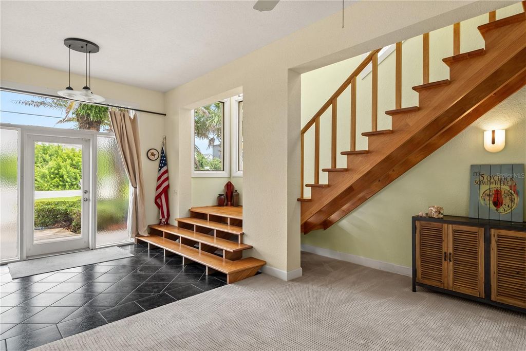 Image 4 of property listing at 6956 TURTLEMOUND ROAD, New Smyrna Beach, FL 32169