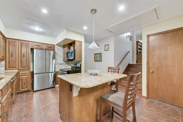 1211 Bow Creek Drive, Duncanville, TX 75116